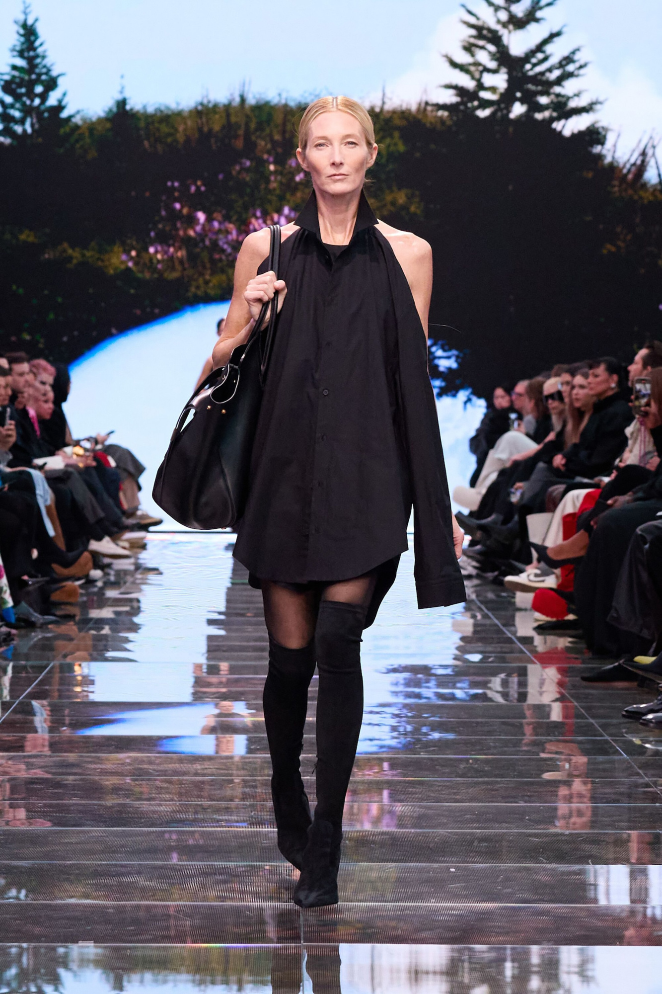 ［大人気！］BALENCIAGA Shirt Dress 814136TNM601000 BALENCIAGA Paneled cotton-poplin shirt dress | NET-A-PORTER
